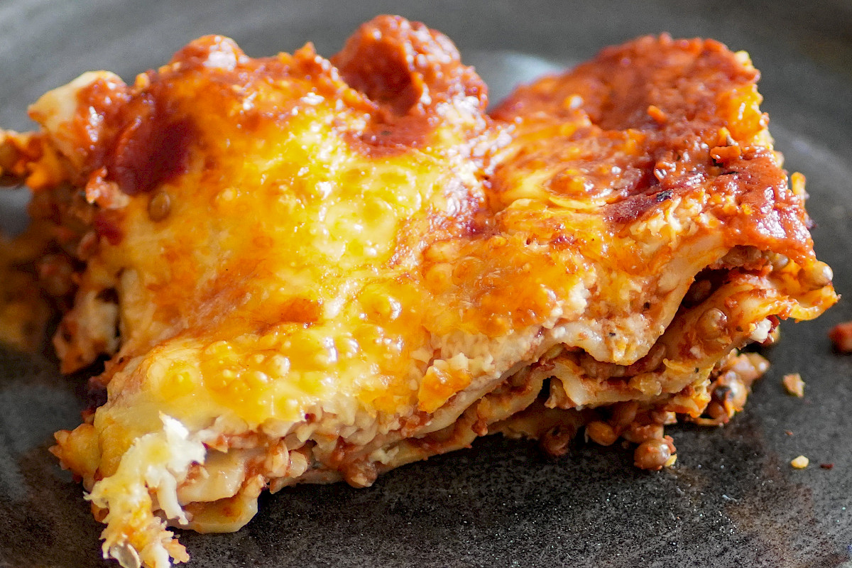 Lasagne mit Linsenbolognese