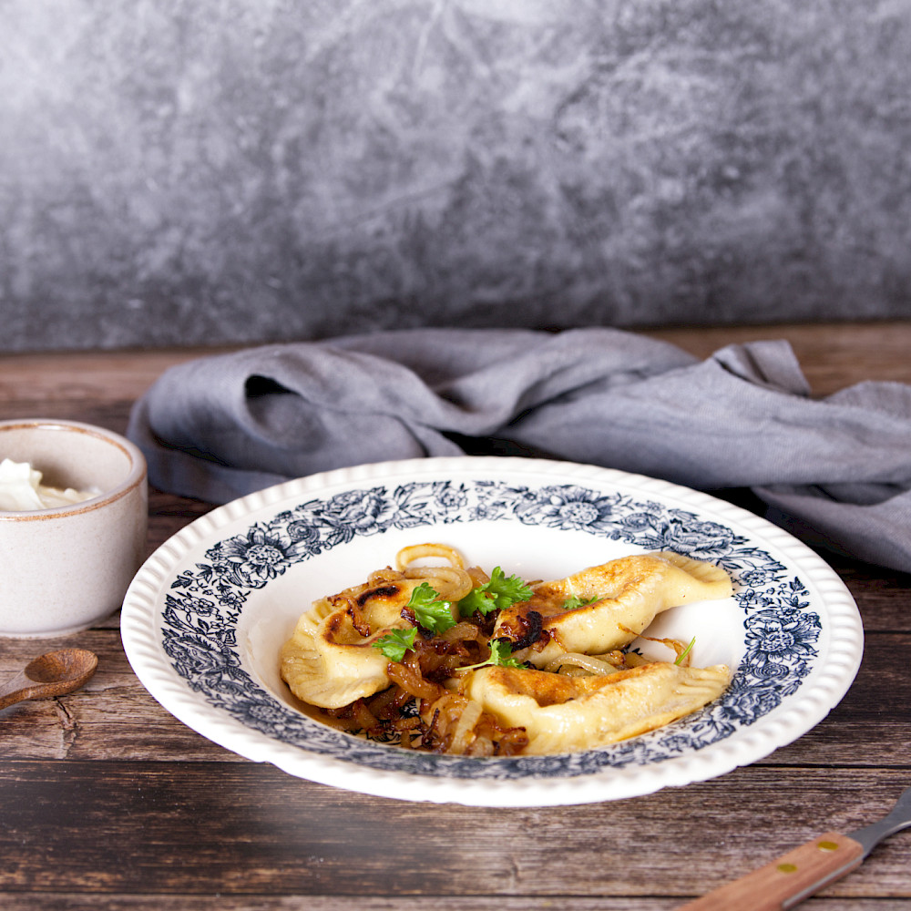 Piroggen mit Zwiebeln