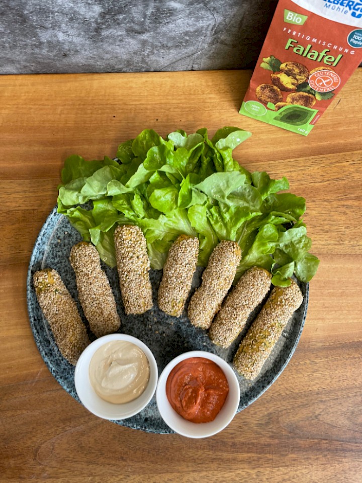 Falafelsticks mit Dips