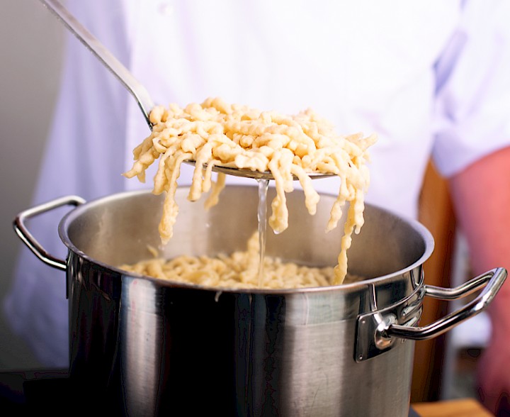 Grundrezept Spätzle selbermachen