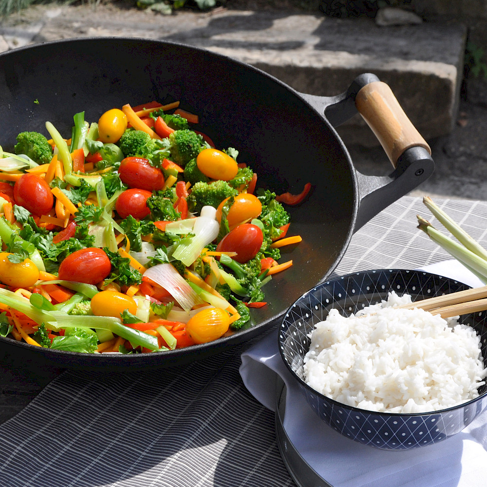 Gemüse-Wok mit Basmati-Reis