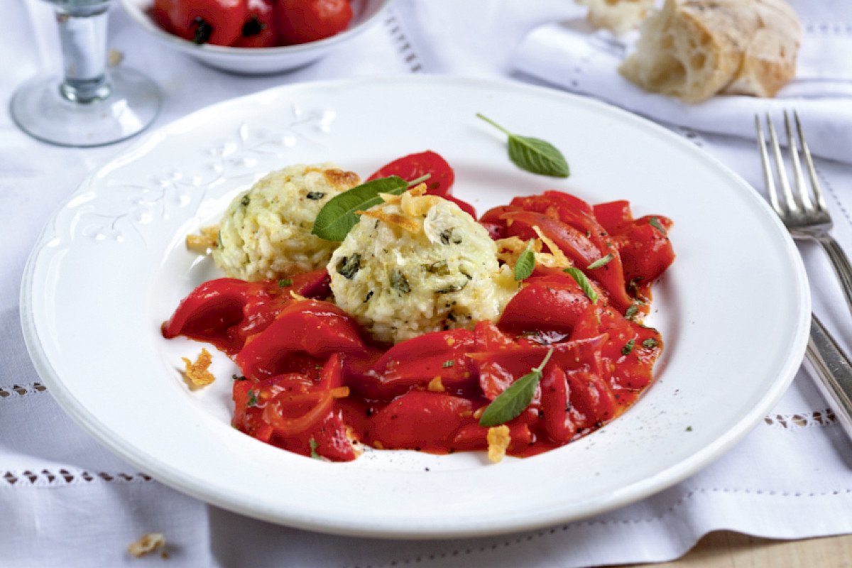 Risotto-Bällchen mit Paprika